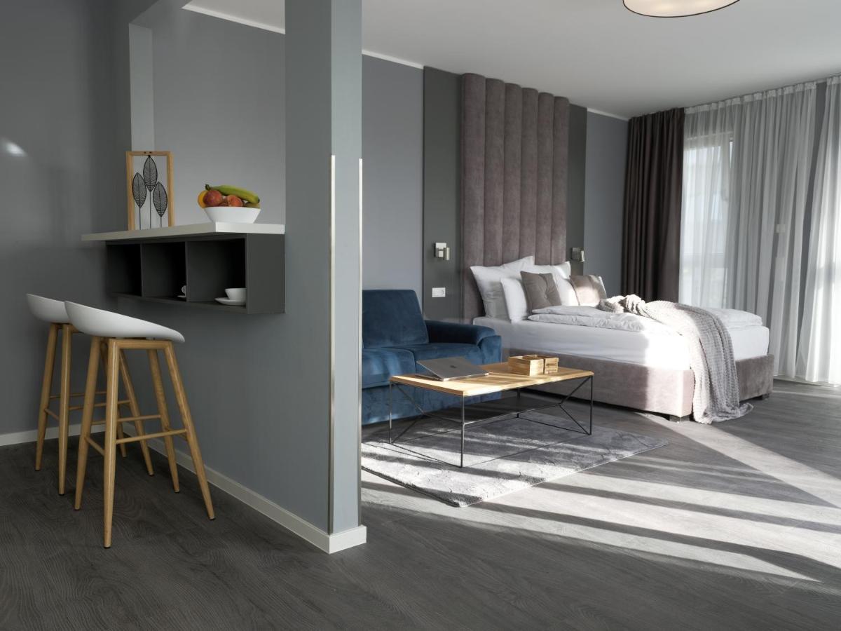 The Rooms - Hotel & House Frankfurt am Main Exterior photo